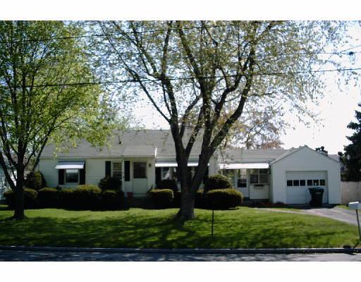 45 Kane St, Springfield, MA 01119 photo 1
