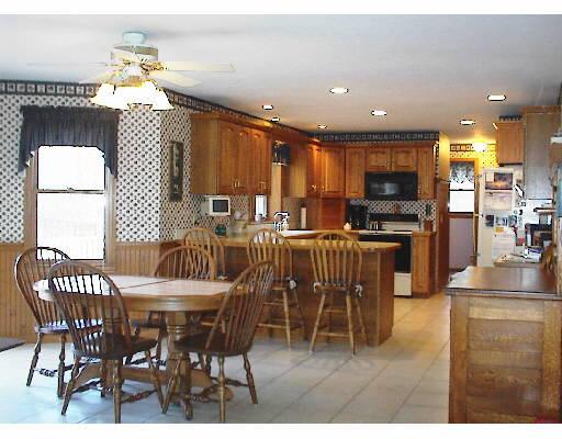 62 Highland View Dr, Sutton, MA 01590 photo 3