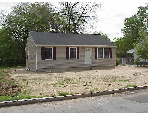 127 Gilbert Ave, Springfield, MA 01119 photo 1