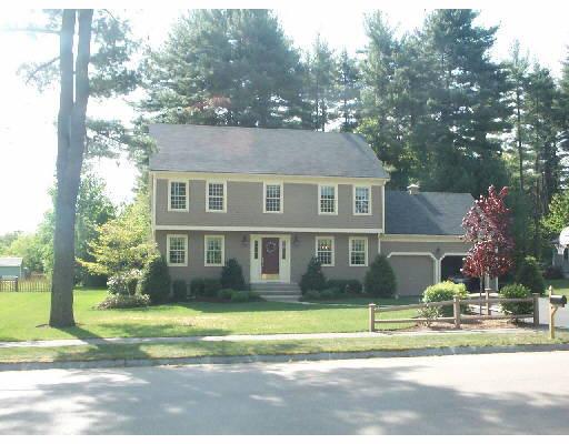 4 Phaeton Ln, Franklin, MA 02038 photo 1