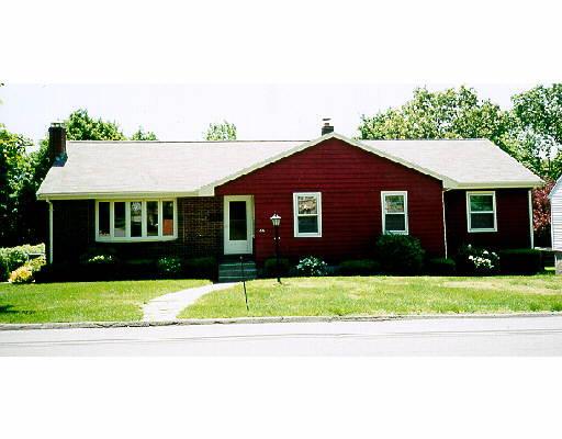 66 Border St, Dedham, MA 02026 photo 1