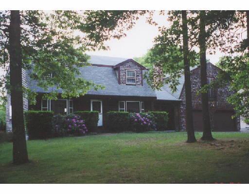 422 Elm St E, Raynham, MA 02767 photo 1
