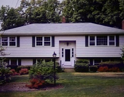 33 Woodlock Rd, Hingham, MA 02043 photo 1