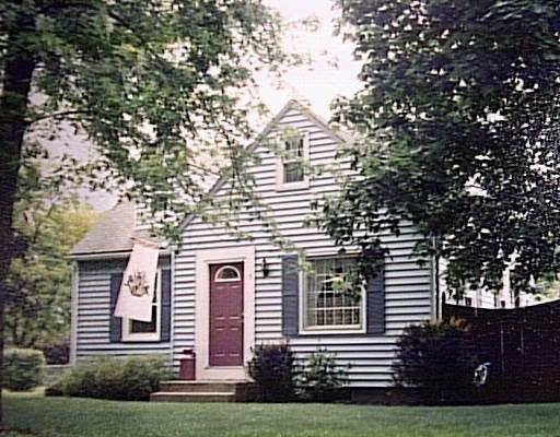 9 Clairmont Ave, Chicopee, MA 01013 photo 1