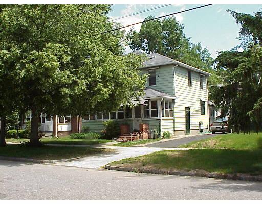 43 Corona St, Springfield, MA 01104 photo 1