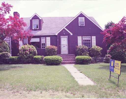72 Boulevard Rd, Dedham, MA 02026 photo 1