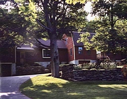 210 W Sutton Rd, Sutton, MA 01590 photo 1