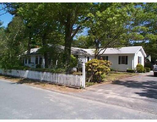 31 Martin St, East Wareham, MA 02538 photo 1
