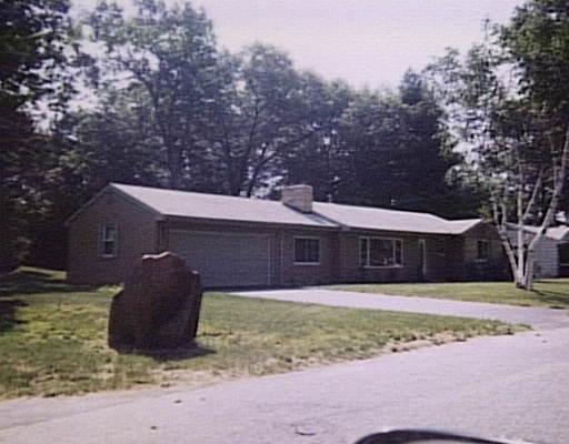 73 Squire Ln, Springfield, MA 01118 photo 1