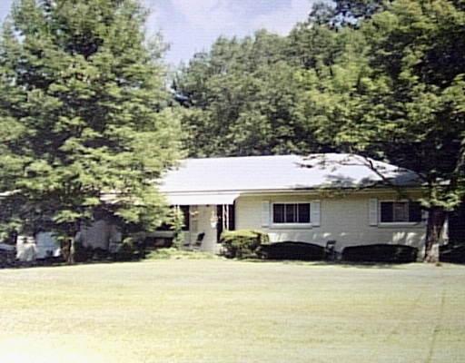 27 Meadowbrook Rd, Springfield, MA 01128 photo 1