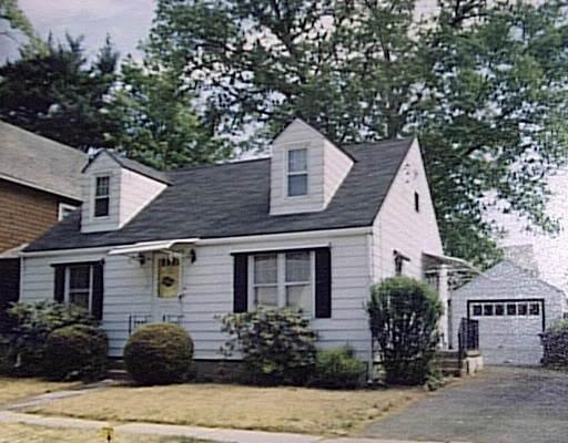 117 Shawmut St, Springfield, MA 01108 photo 1