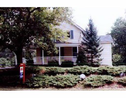 16 Robbins Rd, Ware, MA 01082 photo 1