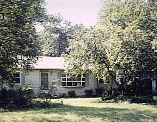 7 Berkeley Rd, Longmeadow, MA 01106 photo 1