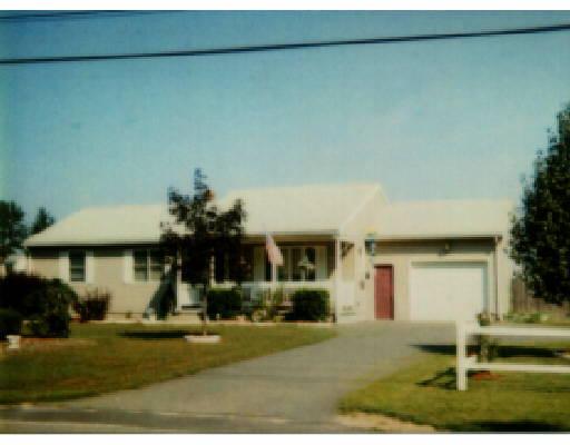 71 Plain St, Easthampton, MA 01027 photo 1