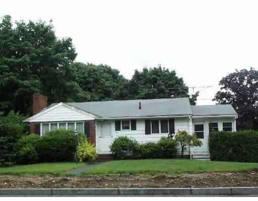 189 Pine St, Danvers, MA 01923 photo 1
