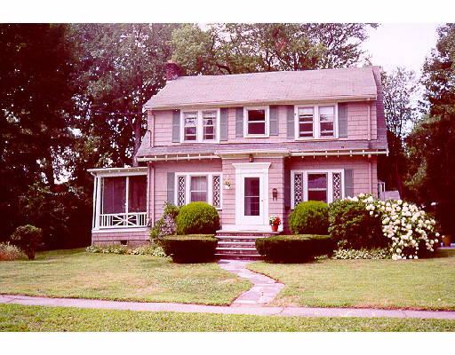 121 Grant St, Needham, MA 02492 photo 1