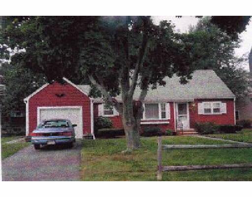 123 Forest St, Danvers, MA 01923 photo 1