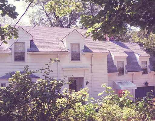 75 Devonshire Rd, Newton, MA 02468 photo 1