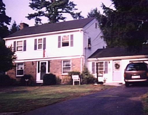 144 Pinecrest Dr, Springfield, MA 01118 photo 1