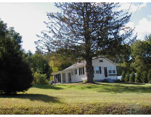 141 Wanamaker Rd, Northfield, MA 01360 photo 1