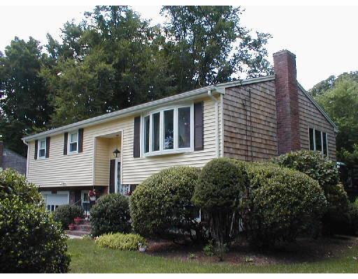 46 Carl Rd, Raynham, MA 02767 photo 1