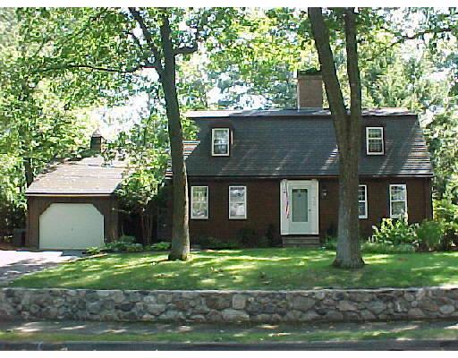 22 Robin Rd, Wakefield, MA 01880 photo 1