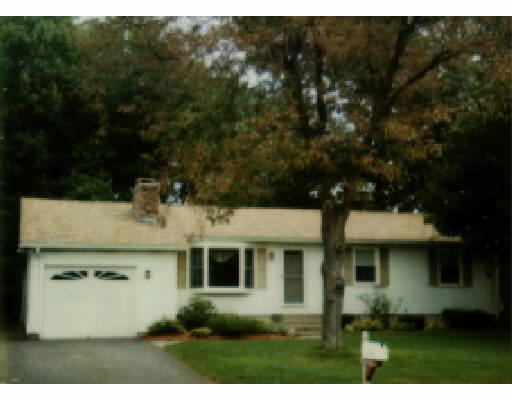 9 Concord Dr, Easthampton, MA 01027 photo 1