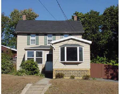 148 Grattan St, Chicopee, MA 01020 photo 1
