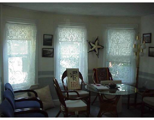 14 Roosevelt St, Maynard, MA 01754 photo 3