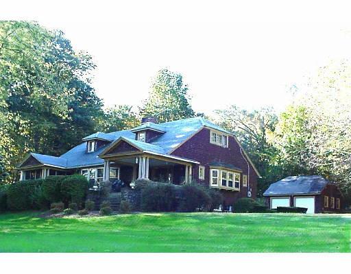 24 Circle Rd, Barre, MA 01005 photo 1