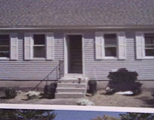 90 Harvey St, Springfield, MA 01109 photo 1