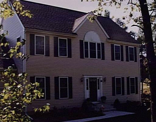 16 Vincent Rd, Mendon, MA 01756 photo 1