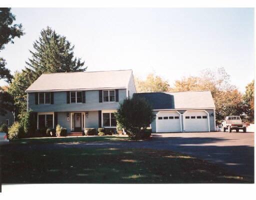210 Scadding St, Taunton, MA 02780 photo 1