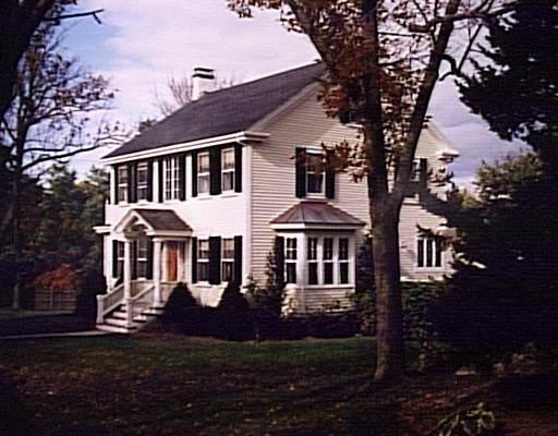 144 Summer St, Hingham, MA 02043 photo 1