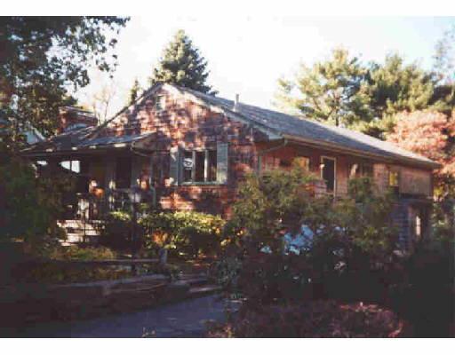 19 Dennett Rd, Marblehead, MA 01945 photo 1