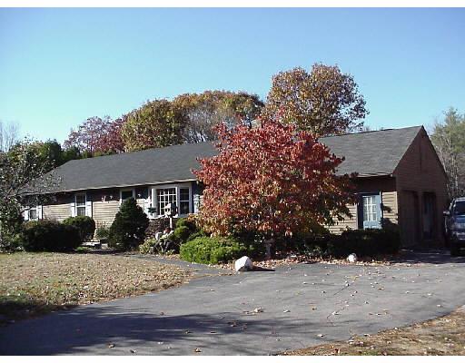 341 Balcom St, Mansfield, MA 02048 photo 1