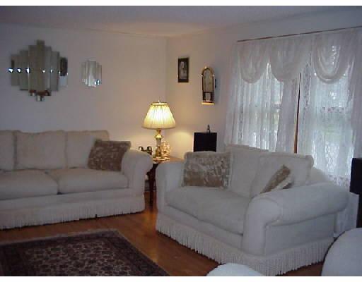 25 Howard Rd, Maynard, MA 01754 photo 4