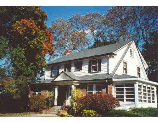 2 Sevinor Rd, Marblehead, MA 01945 photo 1