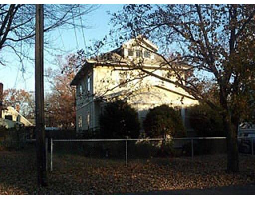 223 Denver St, Springfield, MA 01109 photo 1