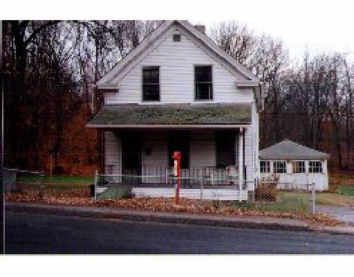 87 Pendleton Ave, Chicopee, MA 01020 photo 1