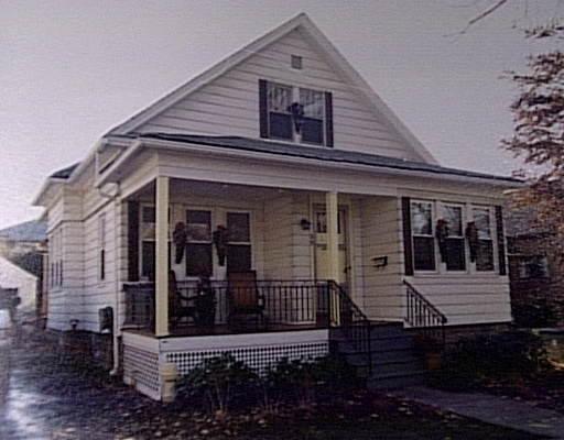 39 Theodore St, Chicopee, MA 01020 photo 1