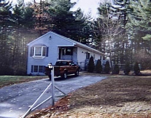236 Durant St, Springfield, MA 01129 photo 1