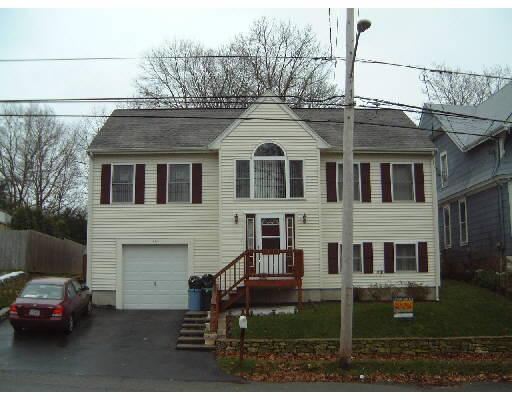 1461 Bedford St, Fall River, MA 02723 photo 1