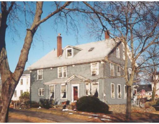 42 Pond St, Marblehead, MA 01945 photo 1