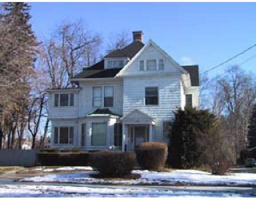 223 Springfield St, Chicopee, MA 01013 photo 1