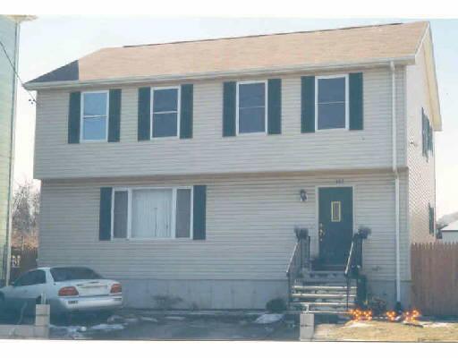 665 Rodman St, Fall River, MA 02721 photo 1