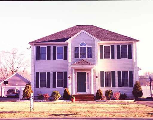 338 Whiting Ave, Dedham, MA 02026 photo 1