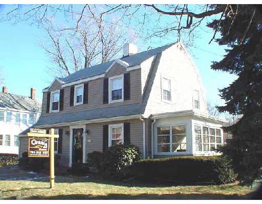 2 Central St, Wakefield, MA 01880 photo 1