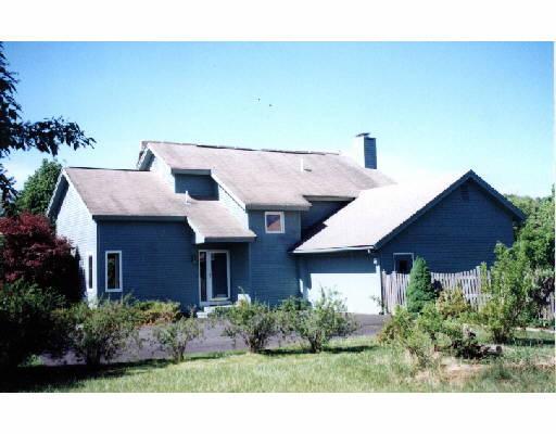 103 Willow St, Acton, MA 01720 photo 1