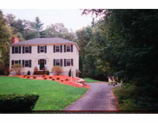 19 Sandra Cir, Mendon, MA 01756 photo 1
